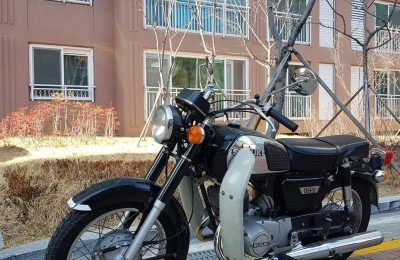 스즈끼 콜레다125