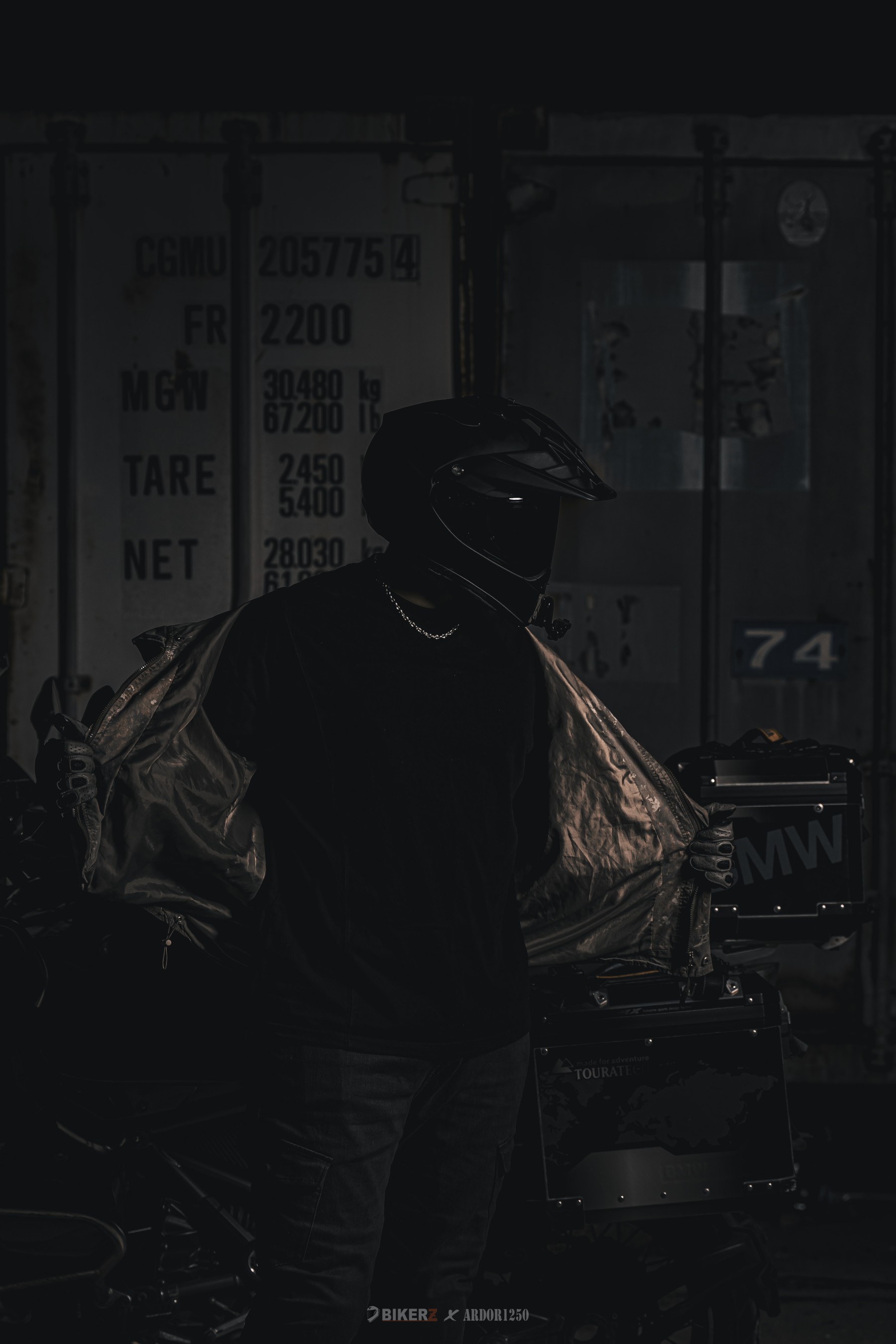 29f9a250a5e0e4189a277ad13d36e7ba9ace3c34r38b.jpg
