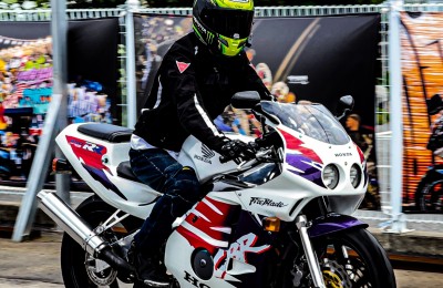 ??? : 네? 20000RPM까지 땡기라고요? (cbr250rr)