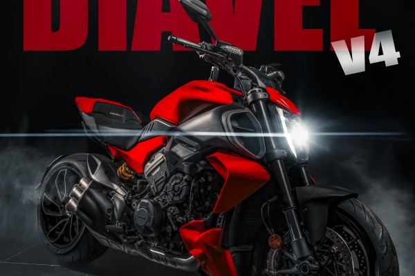 “DARETO BE BOLD” - DUCATI Diavel V4