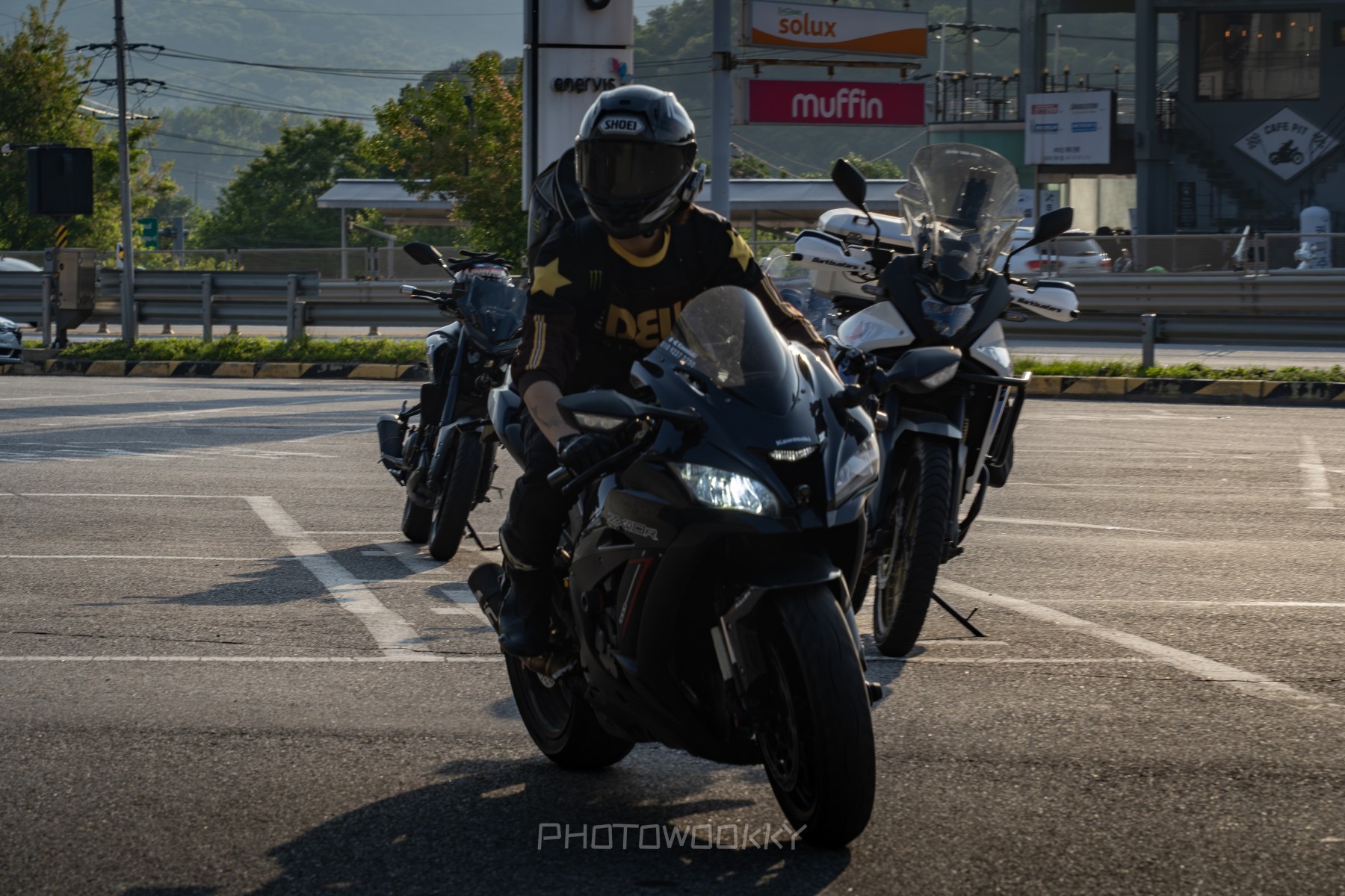 cd0cc89ebf80241d7d0c936c16817928f0d8f350jnrt.jpg