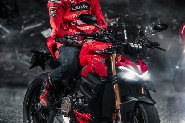 “Red Pulse in the Dark” Ducati Monster