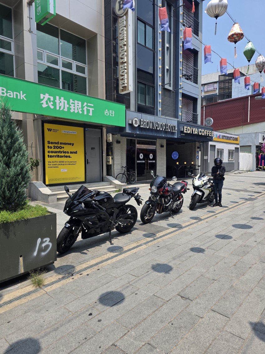 c63fc3c05489b379f4186ab7073b0e97e7b0b443anfv.jpg