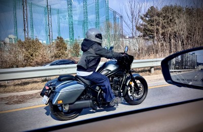 레블1100 타는 멋진 누님