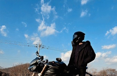 영국의 스포츠 네이키드 왕자 트라이엄프 스피드 트리플 1200RS