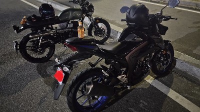 이제 밤바리는 아닌것 같네요...